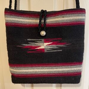 Centinela Traditional Art Handwoven Chimayo. 
100% wool shoulder bag.